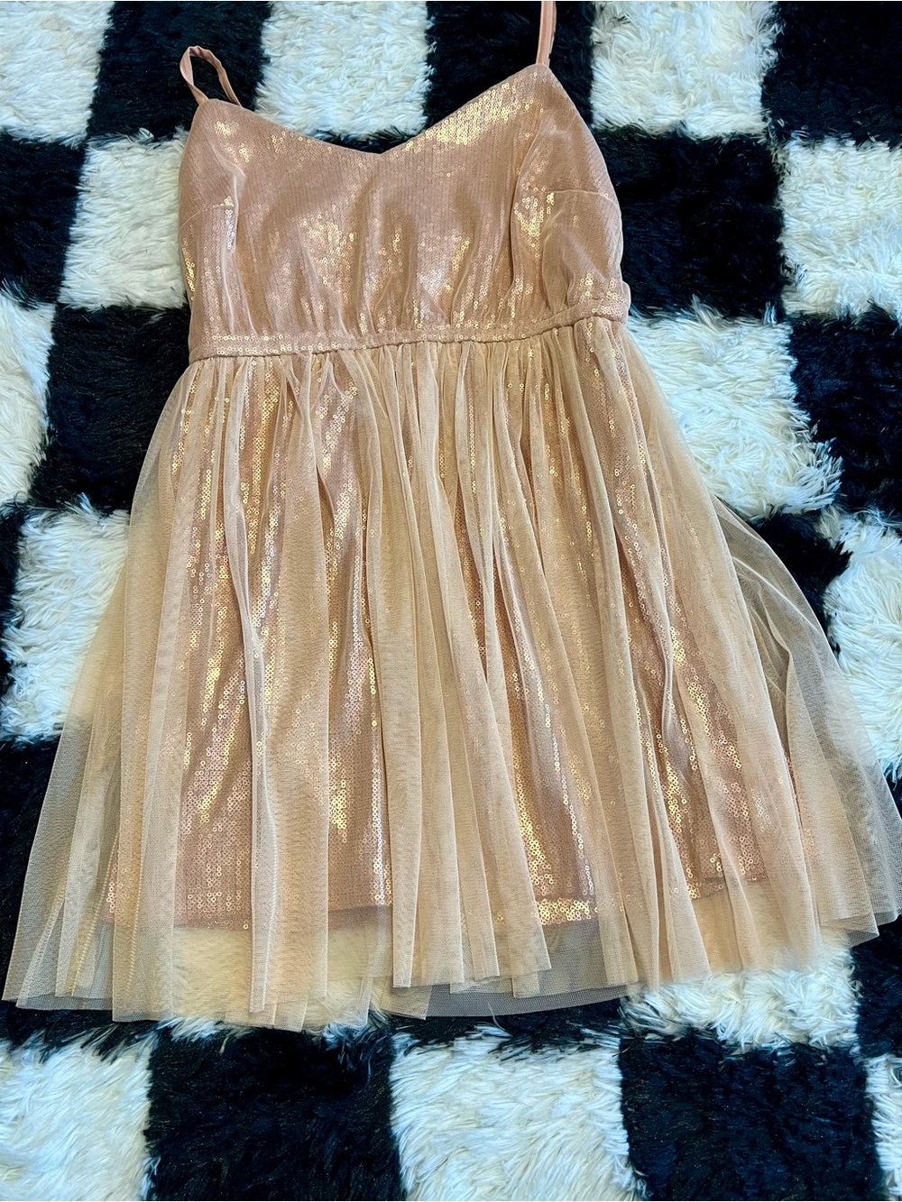 Forever 21 Rose Gold Sequin Tulle Cocktail Dress
